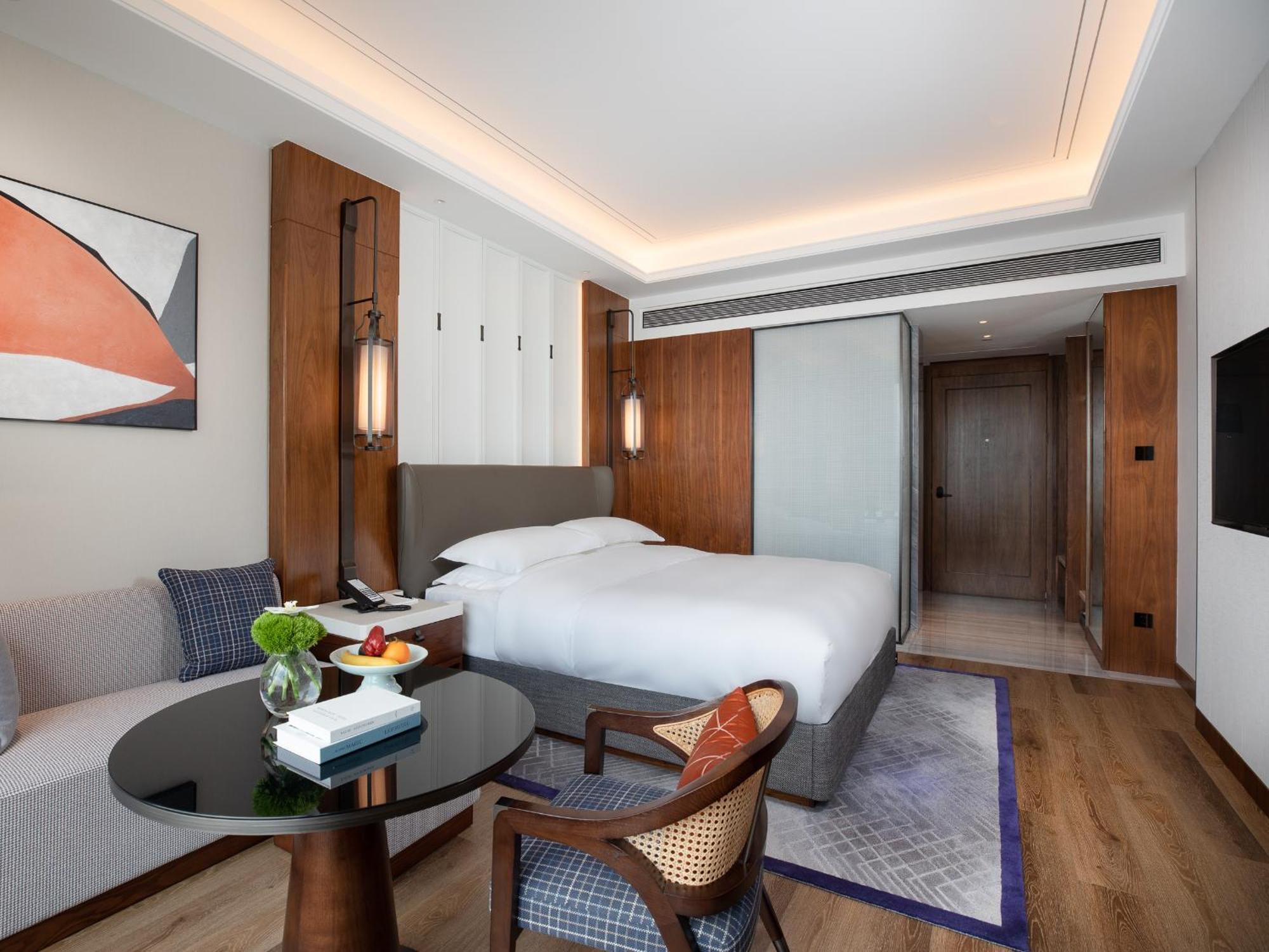 Kingdom Hotel Иу Экстерьер фото