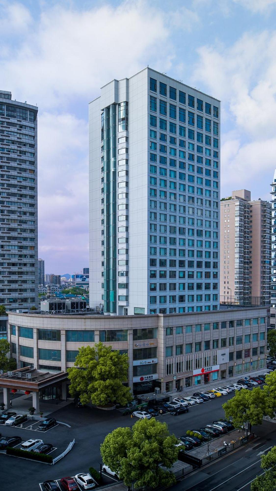 Kingdom Hotel Иу Экстерьер фото